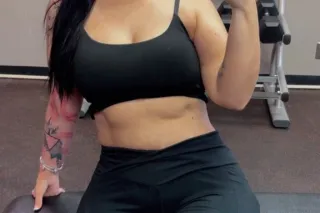 🔥 VISITING Greensboro 🔥 🍯 Sweet • Classy • Well-Reviewed 🍯 - Image 5