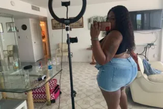 🫦🤪 80QV Incall $pecials: Limit... - Image 1