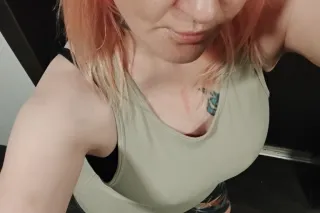 incall appointment available n... - Image 2