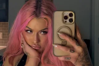 NEW GAL IN GVILLE! 🤩 Slutty Sn... - Image 3