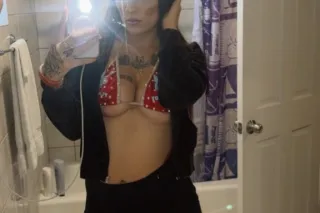 Thick N Juicy 💦☃ - 25 - Image 3