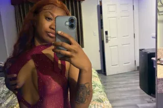 Pretty, Playful, and Just a Little Too Tempting 🌊 Outcalls &Incalls - Image 5