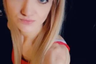 Pretty and Petite - 28 - Image 1