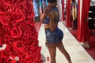 only in town for the nite... -... - Image 3