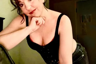 hi Im Trina call or tx for adu... - Image 4