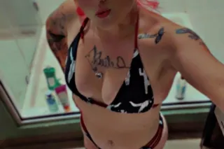 4'6 DIVA NAUGHTY LITTLE FREAK THROAT GOAT TRIXXIE TRIX SUPER SOAKER - Image 5