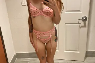 Green Eyed Slim Baddie Tatted ... - Image 3