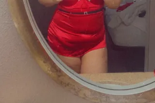 Tall And Thick Baby I'm Yours ... - Image 4