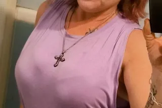 Genuine 40+ Lady | Host/Travel... - Image 4