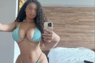 🖤🖤🖤 Curvy Latina Bombshell 🖤🖤🖤... - Image 1