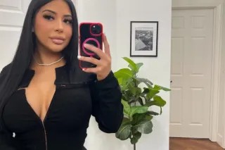 Busty latina goddess - Image 4