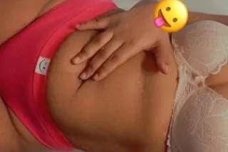 Horny Slutt 💦😝Last Day Here Cu... - Image 3
