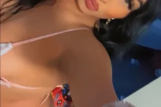 Latina Mami - 24 - Image 3