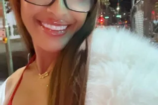 Tiny Latina Treat 🎀💕 Salinas i... - Image 1