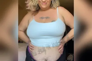 Tempting TittyTuesday💙 Sin Cit... - Image 2