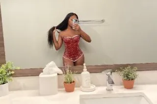 Ebony bombshell, true goddess ... - Image 4