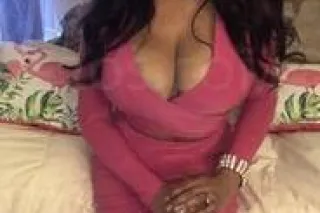 Upscale🔥 🔥MILF 💣HOT ⚽ Exotic Soccer ⚽ MOM VISIT - Image 6