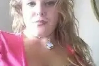 R U Seeking A Sexxy Blue-Eyed ... - Image 4