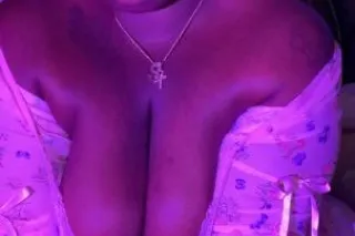 ✨Maison de Monae: Le Plaisir Rserv✨ Your Milking Table Goddess - Image 7