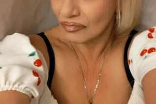 Tightest lil Kitty in the biggest lil city - Image 5