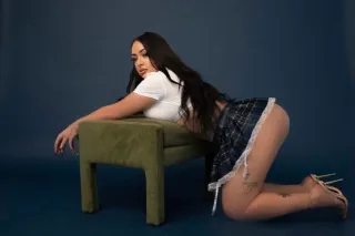 ✅ EXOTIC 5'5 Big Booty Bratz D... - Image 4