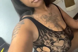 FT SHOWS EXCLUSIVE 💦HMU Get NE... - Image 3