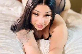 https://onlyfans.com/yuniperez... - Image 3