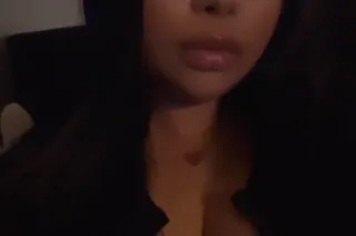 ONLY AVAILABLE FOR FACETIME SH... - Image 2