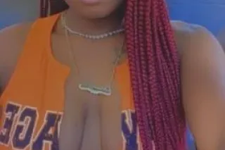 while my finely sculpted facia... - Image 2