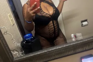 PICK YA POISON🍑🥜💦🤭😮‍💨👅🥶❄📲🌹120🌹... - Image 1