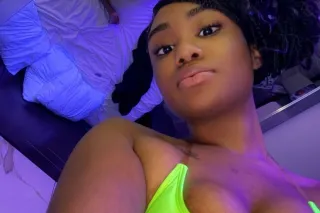 ALL Throat, NO Hands🙈👅5'4 But ... - Image 2