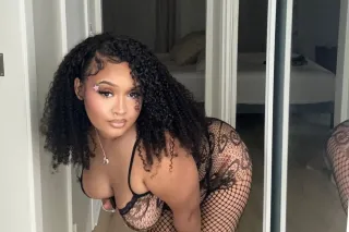 Up & Horny, Come F Me RN Daddy... - Image 4