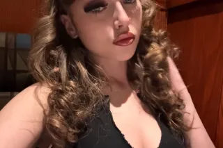 PETITE RUSSIAN PAWG 👸🏼 | LITTLE WAIST 🤏 • BIG BOOTY 👅 | BELLTOWN INCALL 📌 - Image 2