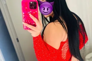 Caliente y sensual latina list... - Image 3