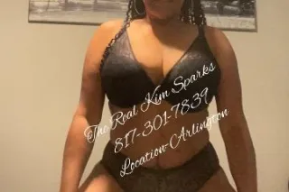 🎉 My pussy 🐱 is THROBBING like... - Image 4