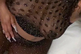 MASSAGE W/HAPPY ENDING HANDJOB... - Image 4