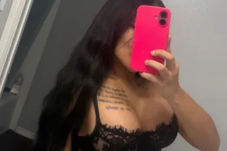 Latina recien llegada al pais✨... - Image 1