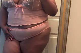 SHORT 🍌THICK 🍑WET 🌊BBW😋 - 25 - Image 2