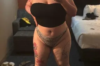 Thickass Zoey 😍❤ - 23 - Image 3