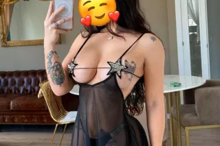 GIRL NEW AVAILABLE 24/7 CURVY-... - Image 1