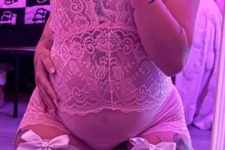 Ally baby back for a fun time ... - Image 3