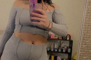 2 girls available 👯♀ cum c ur ... - Image 3