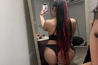 hey babes doing car dates only... - Image 1