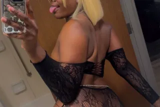 ꜱQᴜɪʀᴛɪɴɢ ᴄʀᴇᴀᴍʏ ɴʏᴍᴘʜᴏ & ꜱʟᴏᴘ... - Image 2