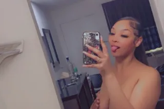 Available in Seatac 🤭💕👅 Come s... - Image 4