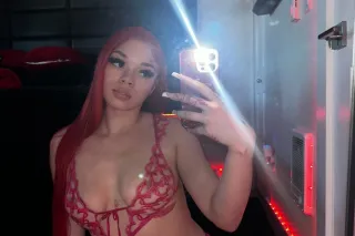 Slim thick, and Lightskin. You... - Image 3