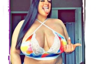 traveling only with a deposit saw him he had tattooed on his arm🔥🔥 I'm not hosting YA FAVORI BBW👀🫶🥰😜💦 - Image 6