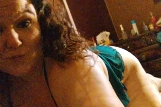 Sneak Away & Come Play 💦😛Avail... - Image 2