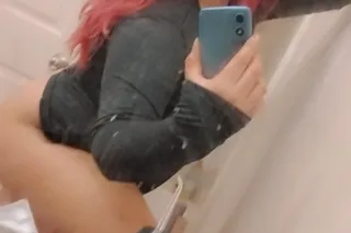 SUPER SOAKER SATURDAY💦🍑 - 38 - Image 2