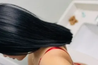 soy christina,chica jovencita ... - Image 1